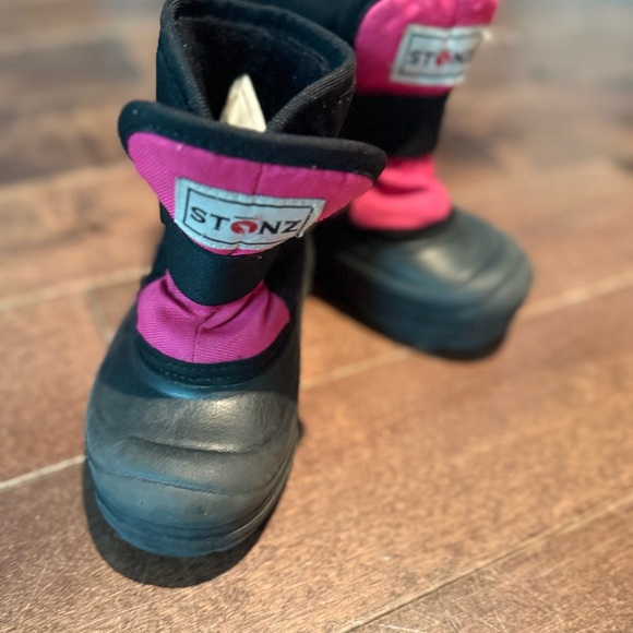 🍁 Stonz Winter Boots Kids 🍁 - Picture 3 of 10